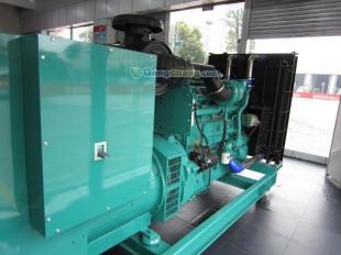 供應(yīng)進(jìn)口康明斯柴油發(fā)電機(jī) 機(jī)械及行業(yè)設(shè)備的可靠動力選擇